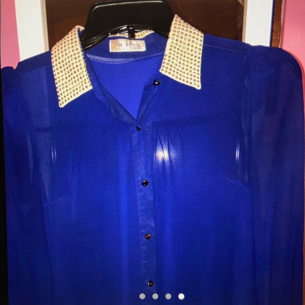 💙Studded Blouse ✨